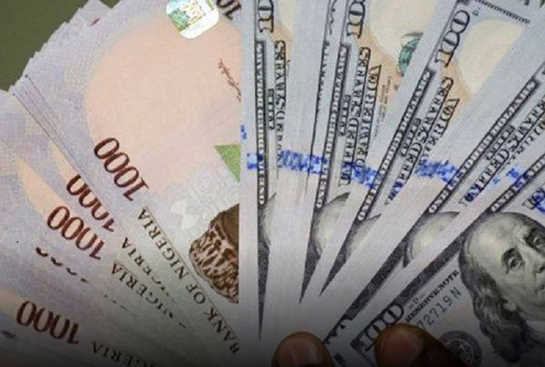 Naira records N100 gain, now exchanges for N840 to $1
