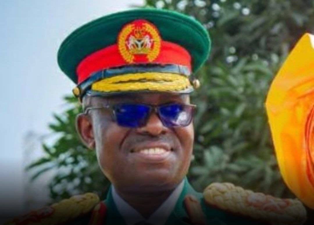 Panic as gunmen reportedly abduct Nigerian Major-General